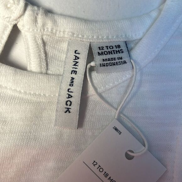 Janie and Jack 100048770 Eyelet Ruffle Sleeve Top NWT size 12-18 months - Picture 4 of 8